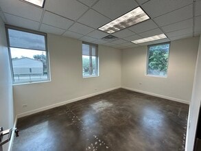4300 N Central Expy, Dallas, TX for lease Interior Photo- Image 1 of 4