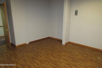 388 Lakehurst Rd, Toms River, NJ à louer Photo intérieure- Image 2 de 10