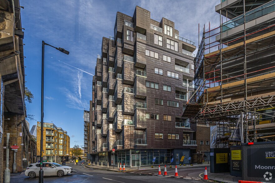 57-59 Great Suffolk St, London for lease - Building Photo - Image 2 of 2