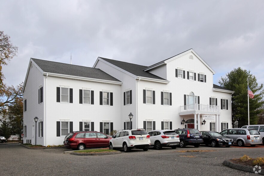 1 Park St, Norwalk, CT à louer - Photo du bâtiment - Image 3 de 16