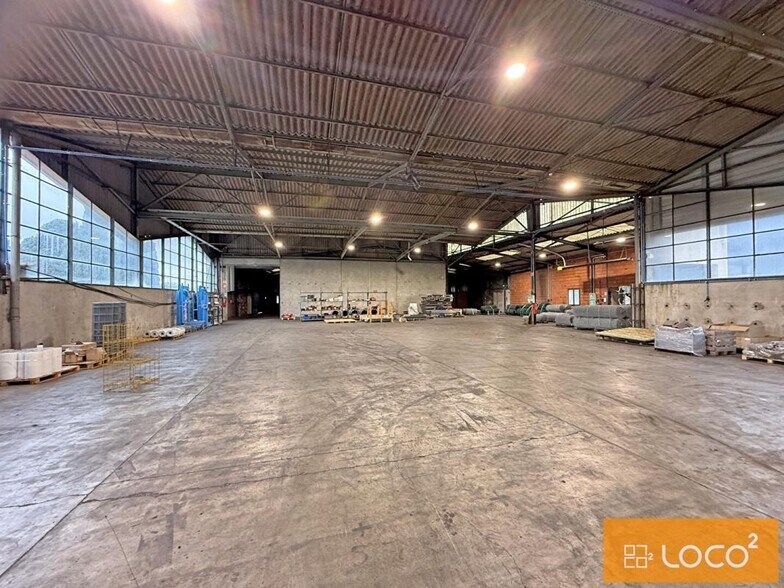 2 Avenue De La Gare, Portet-sur-Garonne à louer - Photo du bâtiment - Image 1 de 15