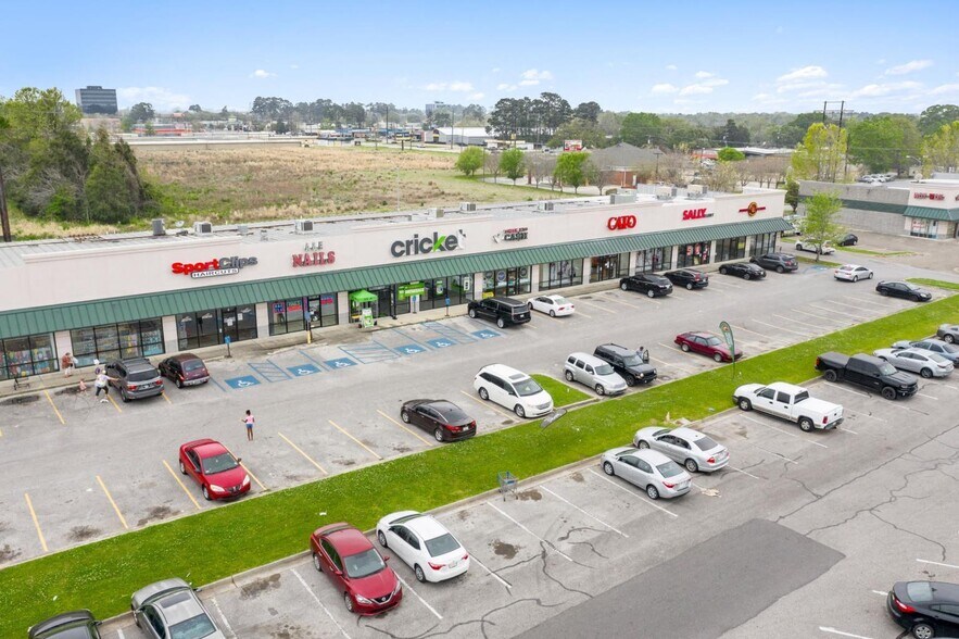 200 Production Dr, Lafayette, LA à louer - Photo du bâtiment - Image 3 de 11