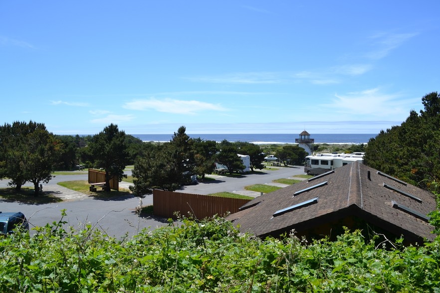 29272 Ellensburg Ave, Gold Beach, OR for sale - Primary Photo - Image 1 of 1