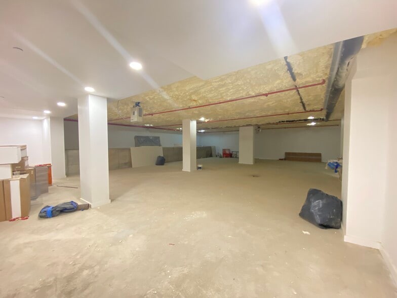 37-32 89th St, Flushing, NY à vendre - Photo intérieure - Image 3 de 9