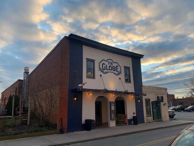 Plus de détails pour 12 Broad St, Berlin, MD - Commerce de détail à vendre