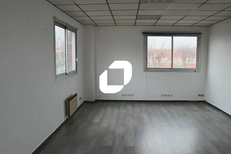 Bureau dans Lisses à louer - Photo intérieure - Image 3 de 5