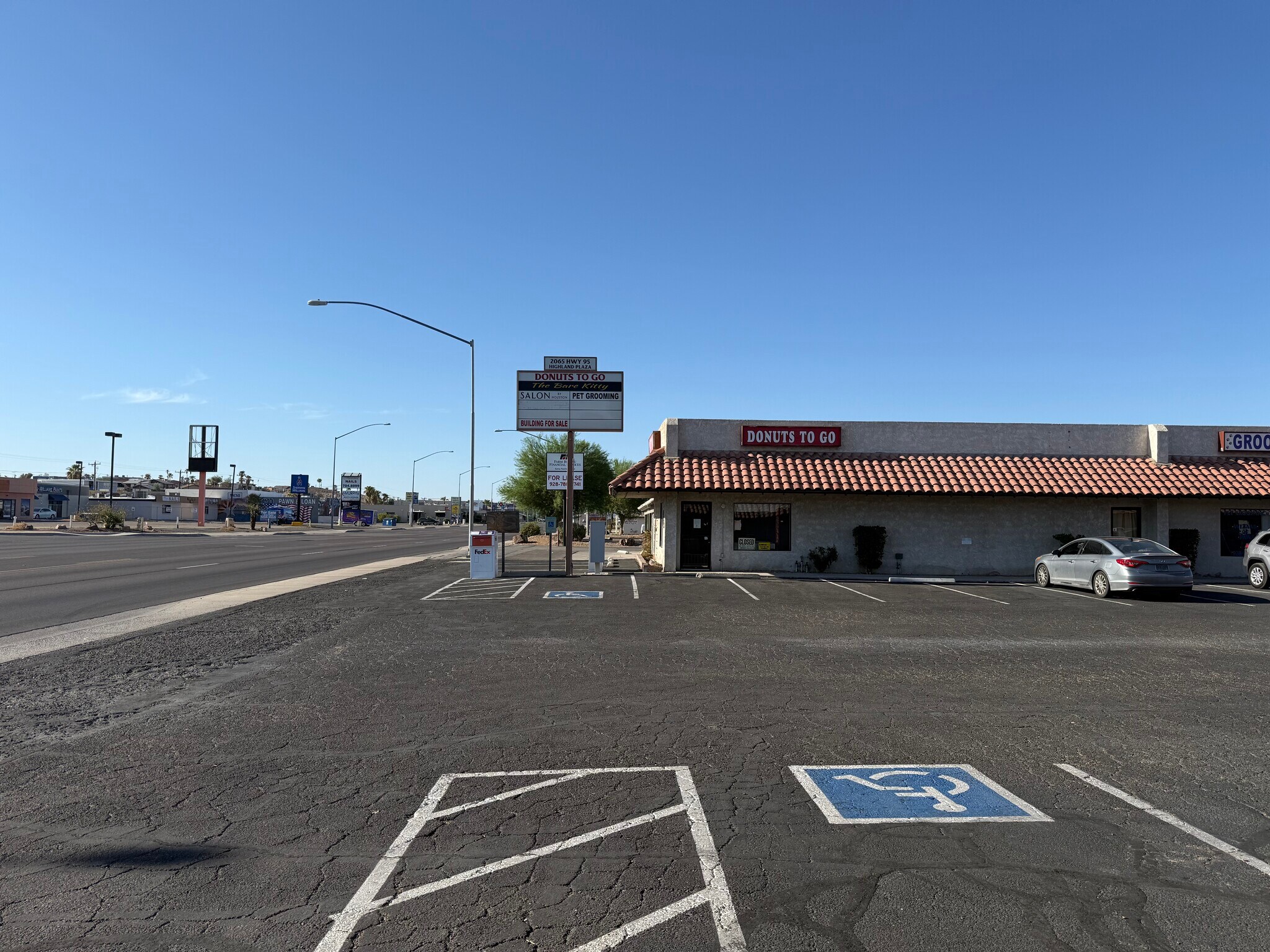 2065 Highway 95, Bullhead City, AZ à louer Photo du bâtiment- Image 1 de 6