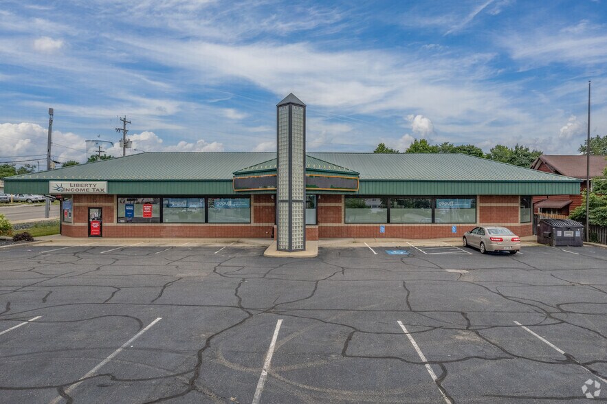 1117 S Arlington St, Akron, OH for lease - Building Photo - Image 2 of 5