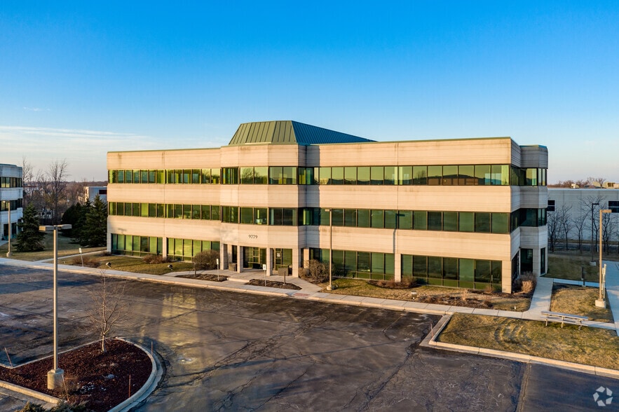 9779 S Franklin Dr, Franklin, WI for lease - Building Photo - Image 3 of 5