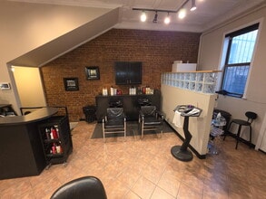 6-8 Thorne St, Jersey City, NJ for lease Interior Photo- Image 2 of 11