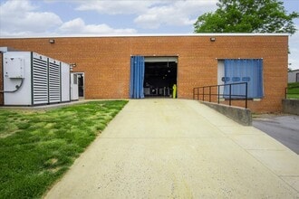 1341 Hughes Ford Rd, Frederick, MD à vendre Photo intérieure- Image 2 de 15