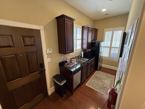 7 Grogans Park Dr, Spring, TX à louer Photo intérieure- Image 2 de 7