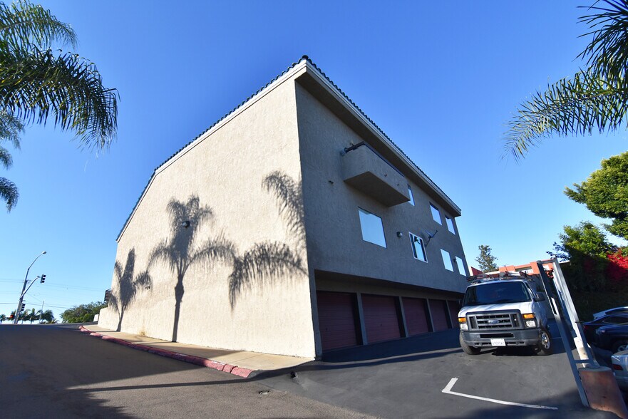 5875 El Cajon Blvd, San Diego, CA à louer - Photo du bâtiment - Image 3 de 5