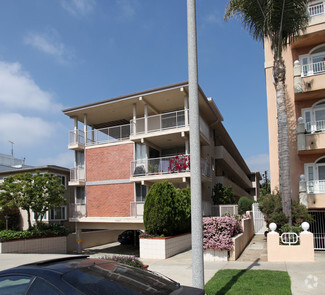 More details for 11927 Gorham Ave, Los Angeles, CA - Multifamily for Sale