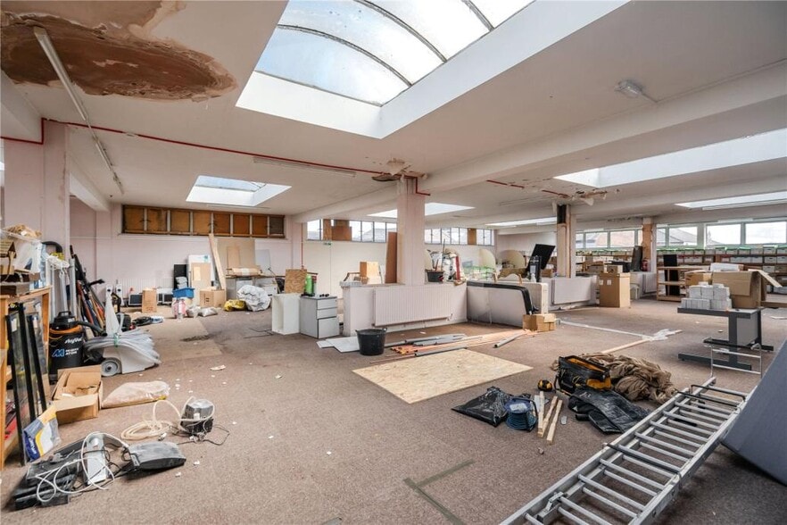 41-45 Duncombe St, Grimsby for sale - Interior Photo - Image 3 of 4