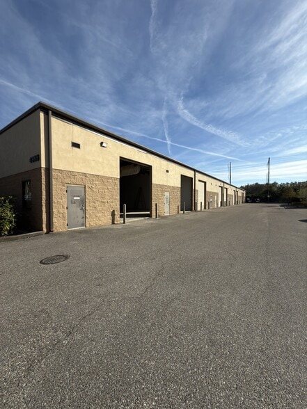 4366 Louis Ave, Holiday, FL for lease - Building Photo - Image 1 of 6