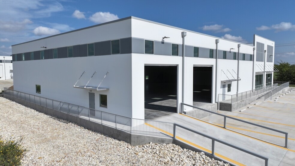 12522 FM 1625, Creedmoor, TX for sale - Building Photo - Image 2 of 13