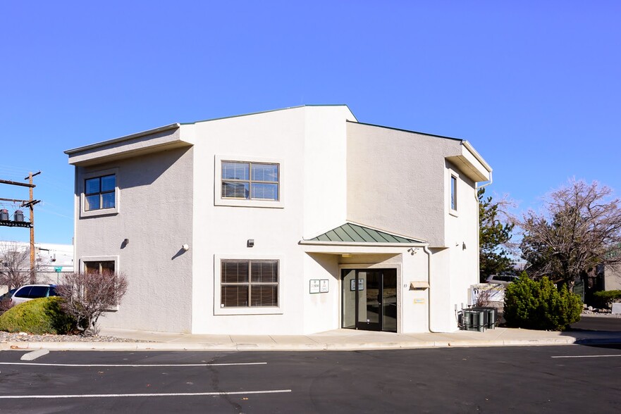 83 Continental Dr, Reno, NV for lease - Building Photo - Image 1 of 17