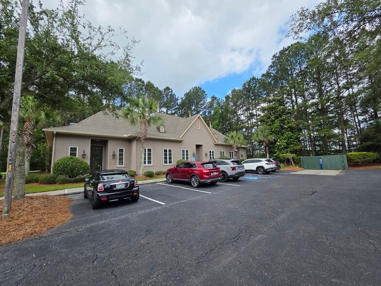 300 New River Pky, Hardeeville, SC à louer - Photo du bâtiment - Image 2 de 10