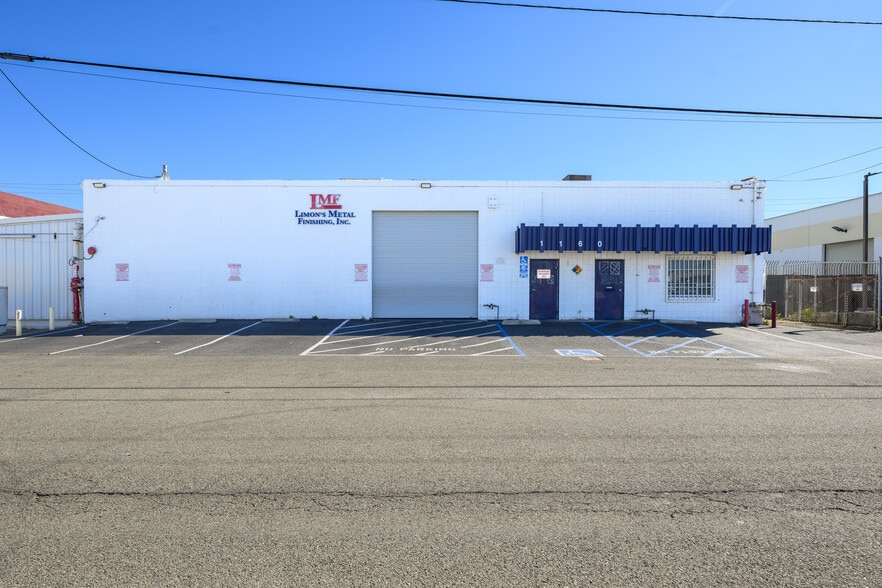 1160 Mercantile St, Oxnard, CA for sale - Building Photo - Image 2 of 7