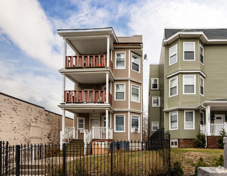 1281 Springfield Ave, Irvington, NJ à vendre - Photo du bâtiment - Image 2 de 35