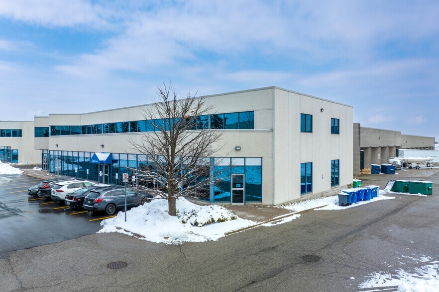 2140 Winston Park Dr, Oakville, ON for lease - Building Photo - Image 2 of 6
