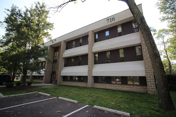 716 N Bethlehem Pike, Lower Gwynedd, PA for sale - Primary Photo - Image 1 of 3