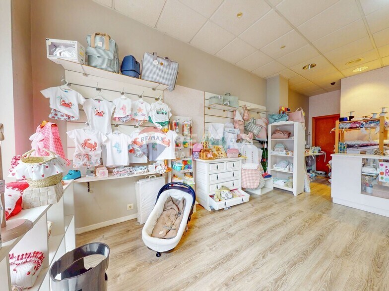 Retail in Vigo, Pontevedra for sale - Interior Photo - Image 3 of 19