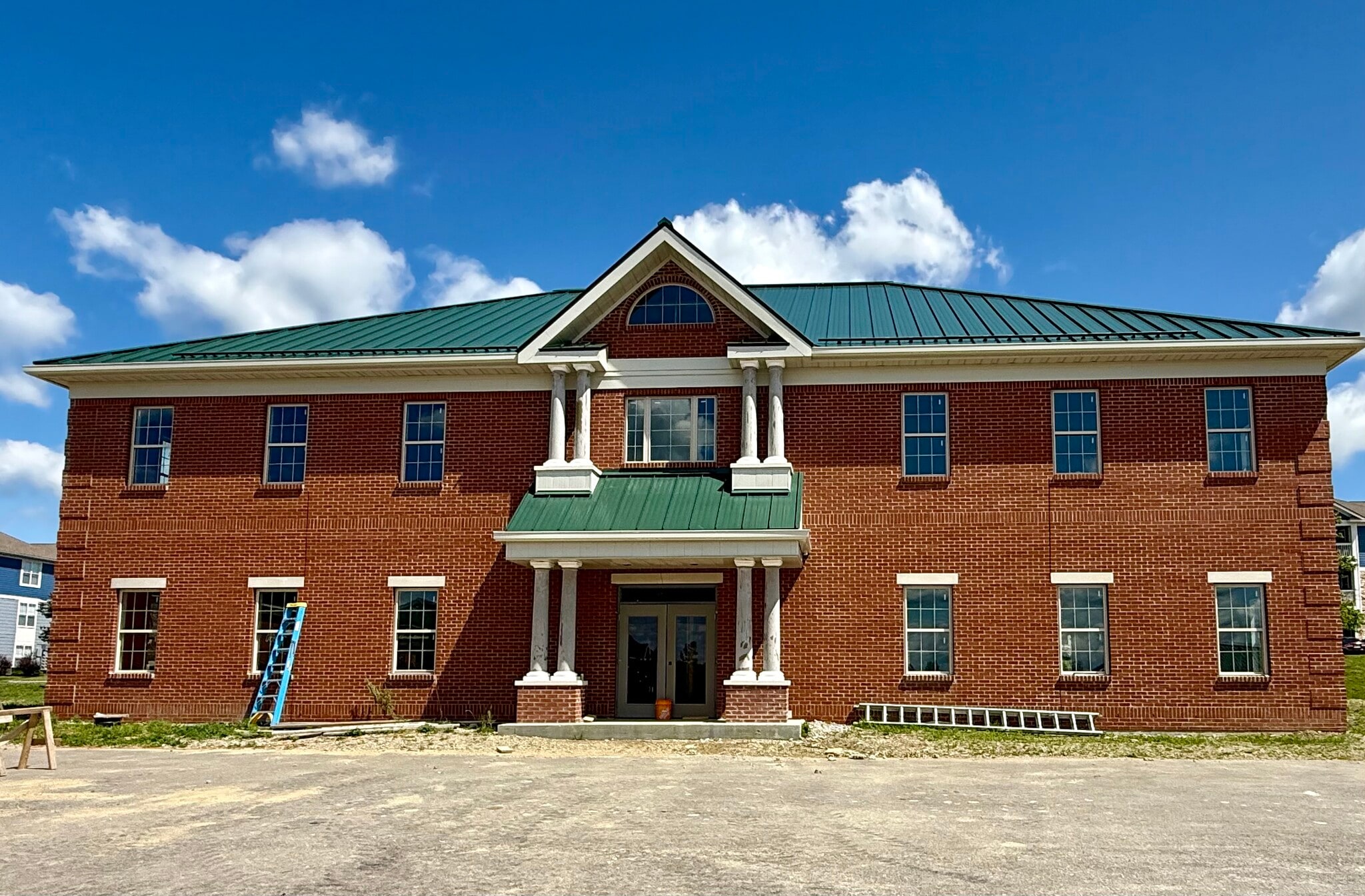 8501 S Mason Montgomery Rd, Mason, OH for lease Primary Photo- Image 1 of 8