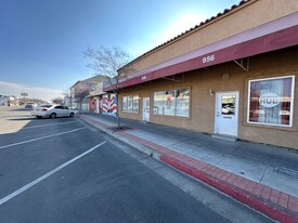 958 O St, Firebaugh CA - Convenience Store