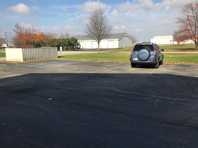 4655 Middle Rd, Columbus, IN à louer - Photo du bâtiment - Image 3 de 10