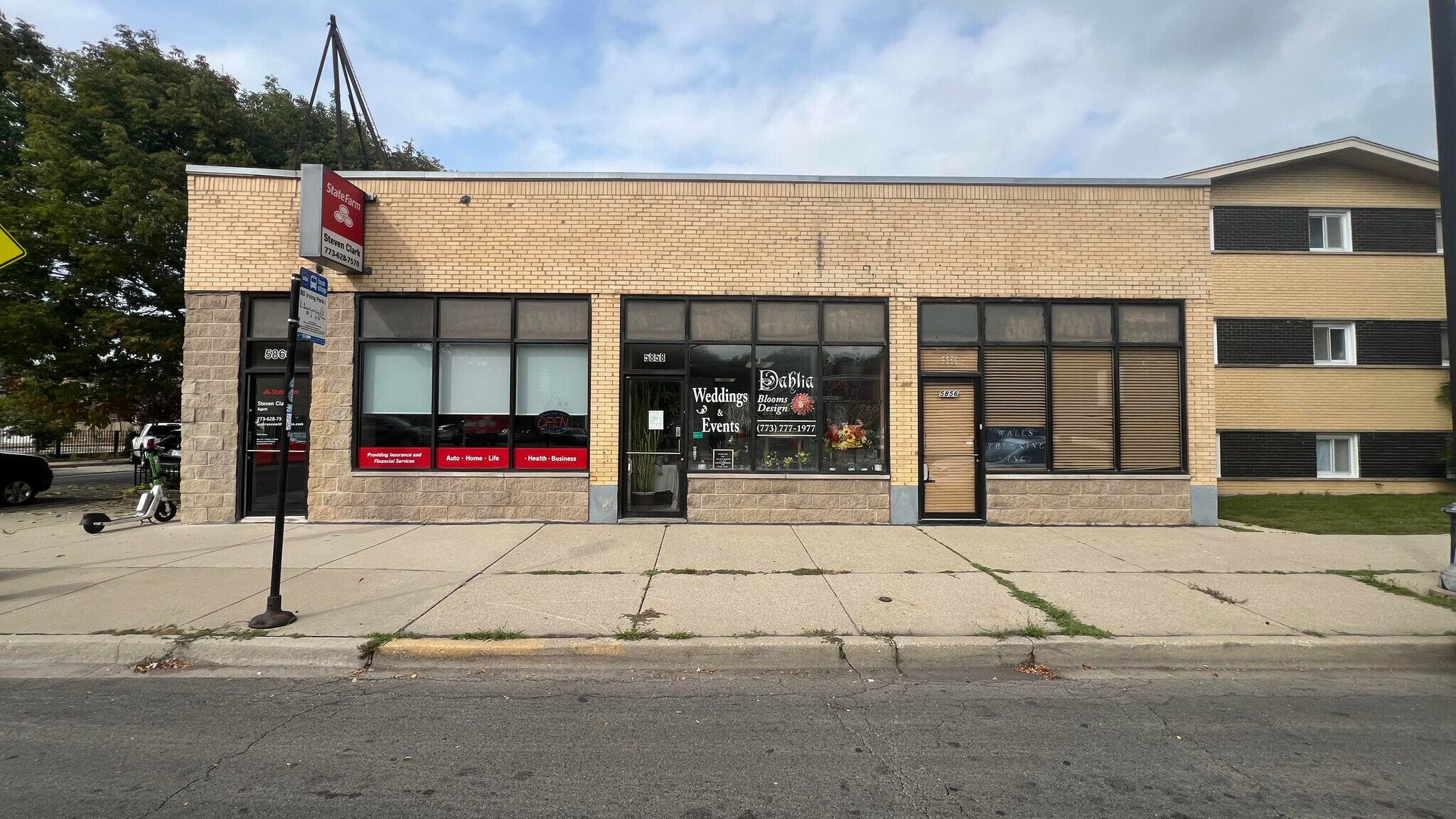 5856-5858 W Irving Park Rd, Chicago, IL à vendre Photo principale- Image 1 de 8