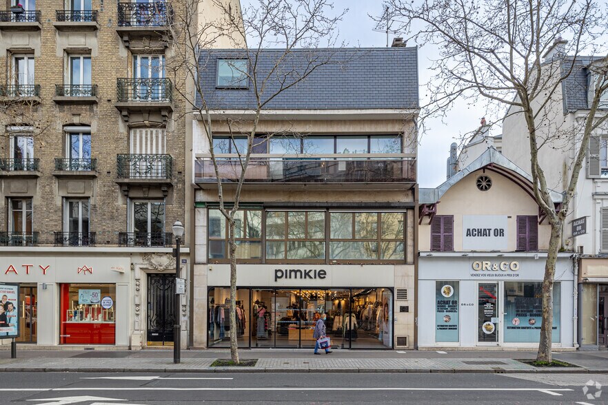 Avenue Victor Hugo, Boulogne-Billancourt à louer - Photo du bâtiment - Image 2 de 5
