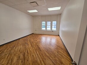 110 Pennsylvania Ave, Bangor, PA for lease Interior Photo- Image 1 of 4