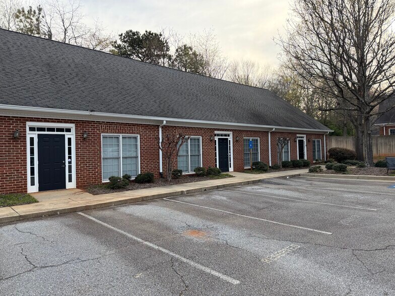1711 Meriweather Dr, Watkinsville, GA à louer - Photo du bâtiment - Image 3 de 9