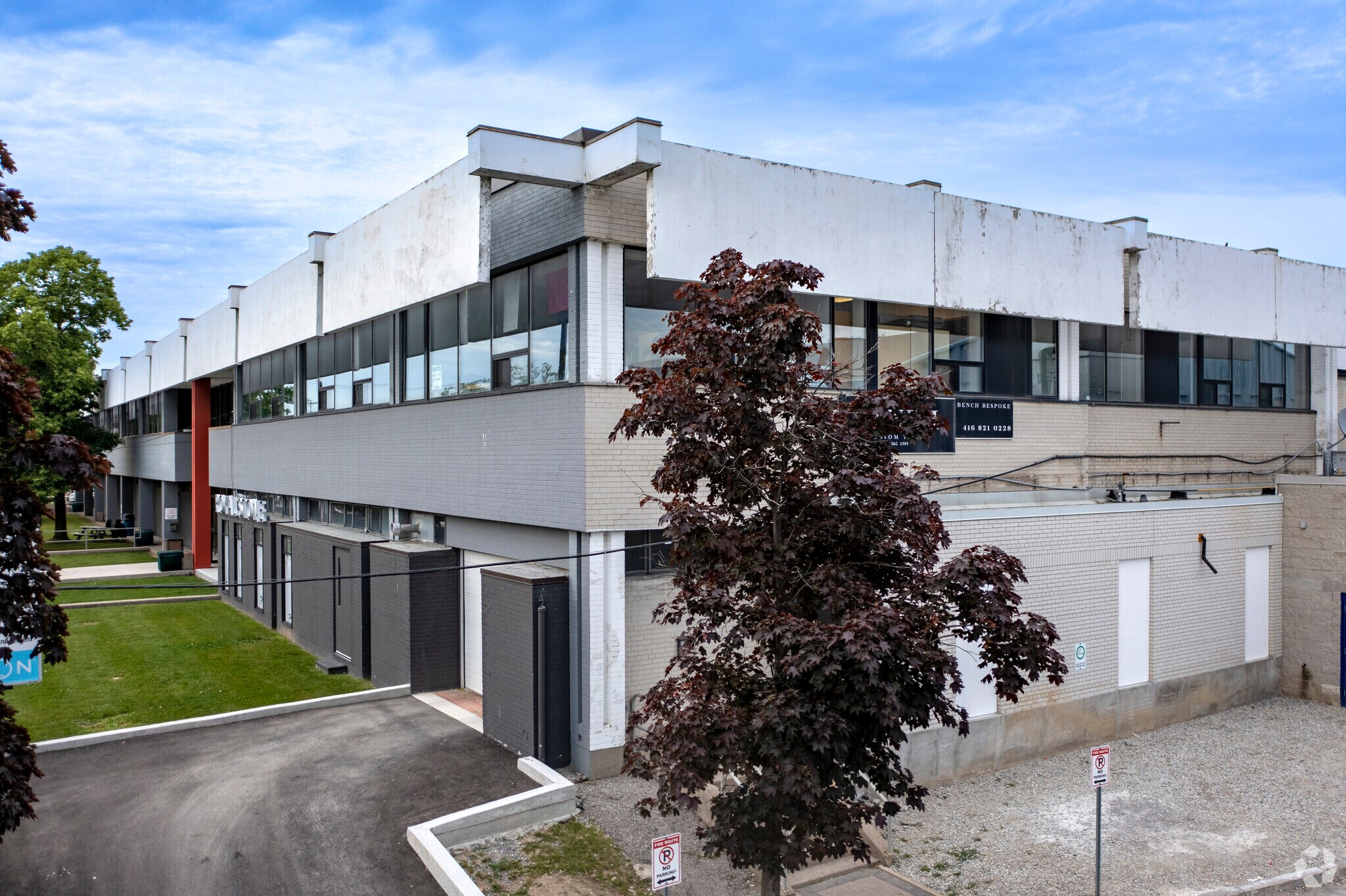 75 Dufflaw Rd, Toronto, ON à vendre Photo principale- Image 1 de 1