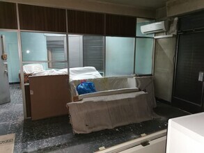 Retail in Manresa, Barcelona for lease Building Photo- Image 1 of 6