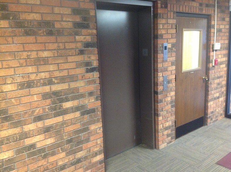 2535 W Bethany Rd, Sycamore, IL à louer - Photo intérieure - Image 3 de 12