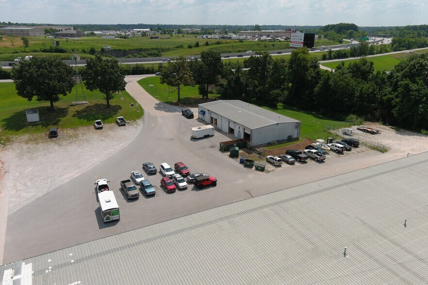 13241 Puppy Creek Rd, Springdale, AR à louer - Photo du bâtiment - Image 3 de 4