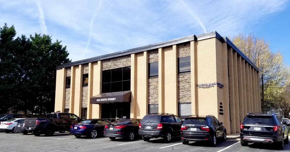 108 State St, Greensboro, NC for lease - Building Photo - Image 1 of 2