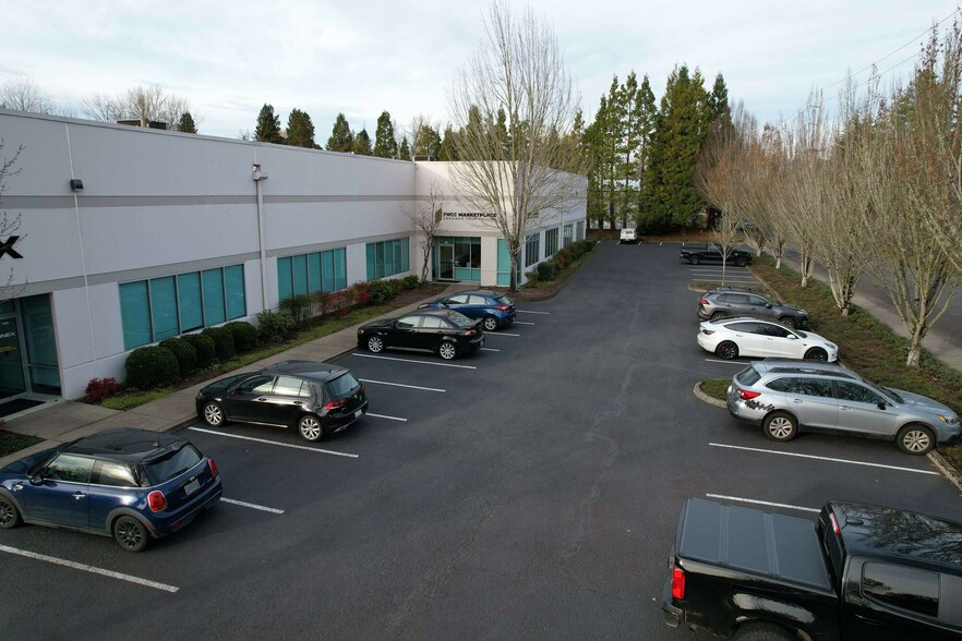 15865 SW 74th Ave, Portland, OR for lease - Building Photo - Image 2 of 3