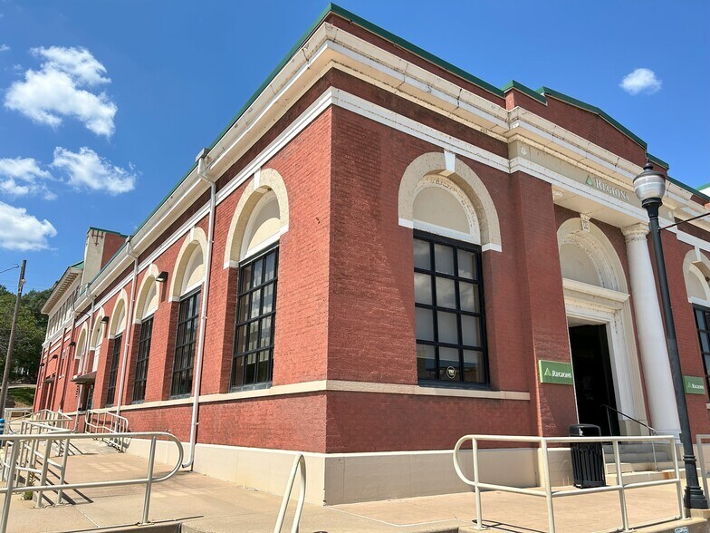 103 N Main St, Nashville, AR à vendre - Photo du bâtiment - Image 1 de 10