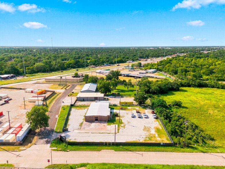 901 E Johnson St, Waco, TX for sale - Building Photo - Image 2 of 23