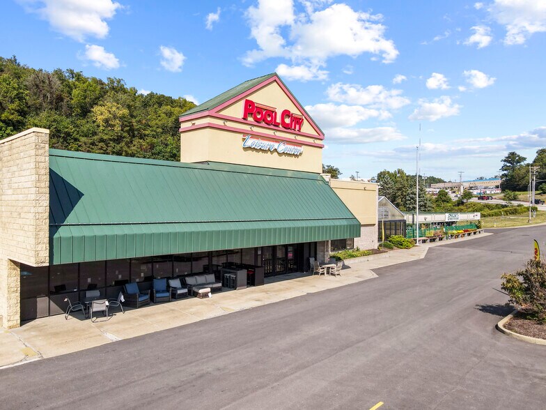 5030-5070 William Penn Hwy, Monroeville, PA à louer - Photo du bâtiment - Image 3 de 6