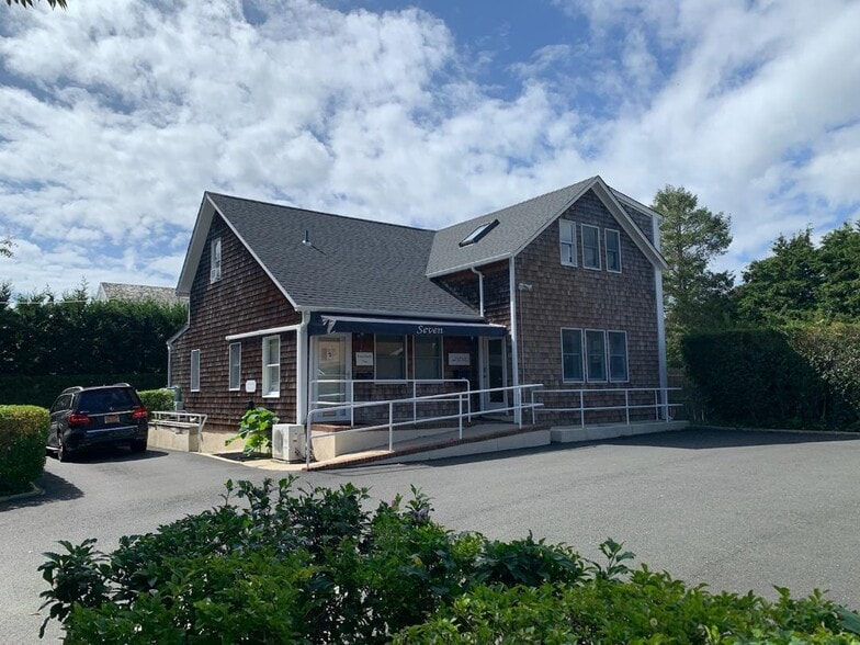 7 Muchmore Ln, East Hampton, NY for lease - Building Photo - Image 1 of 3