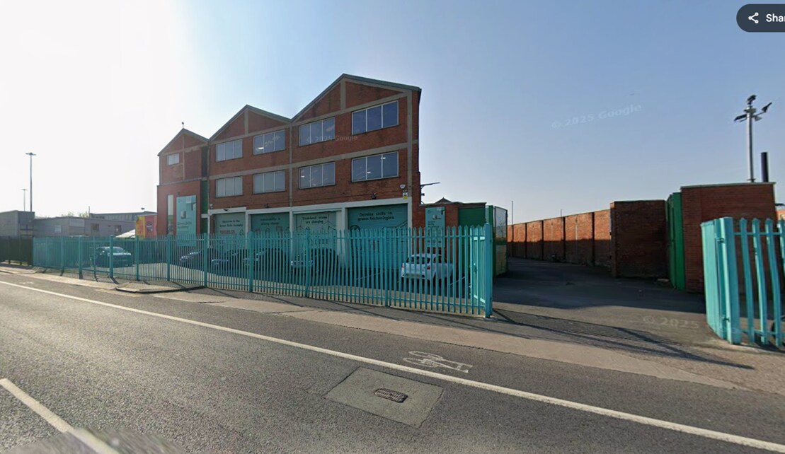 373 Trafford Park Rd, Manchester for lease Building Photo- Image 1 of 7