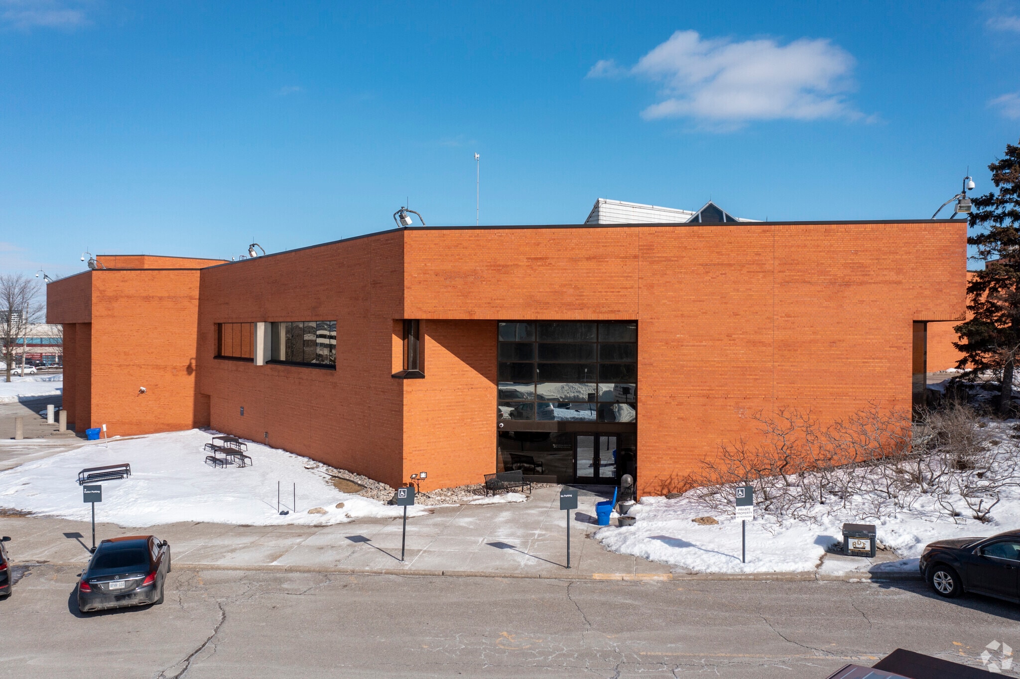 100 Gough Rd, Markham, ON for lease Primary Photo- Image 1 of 6
