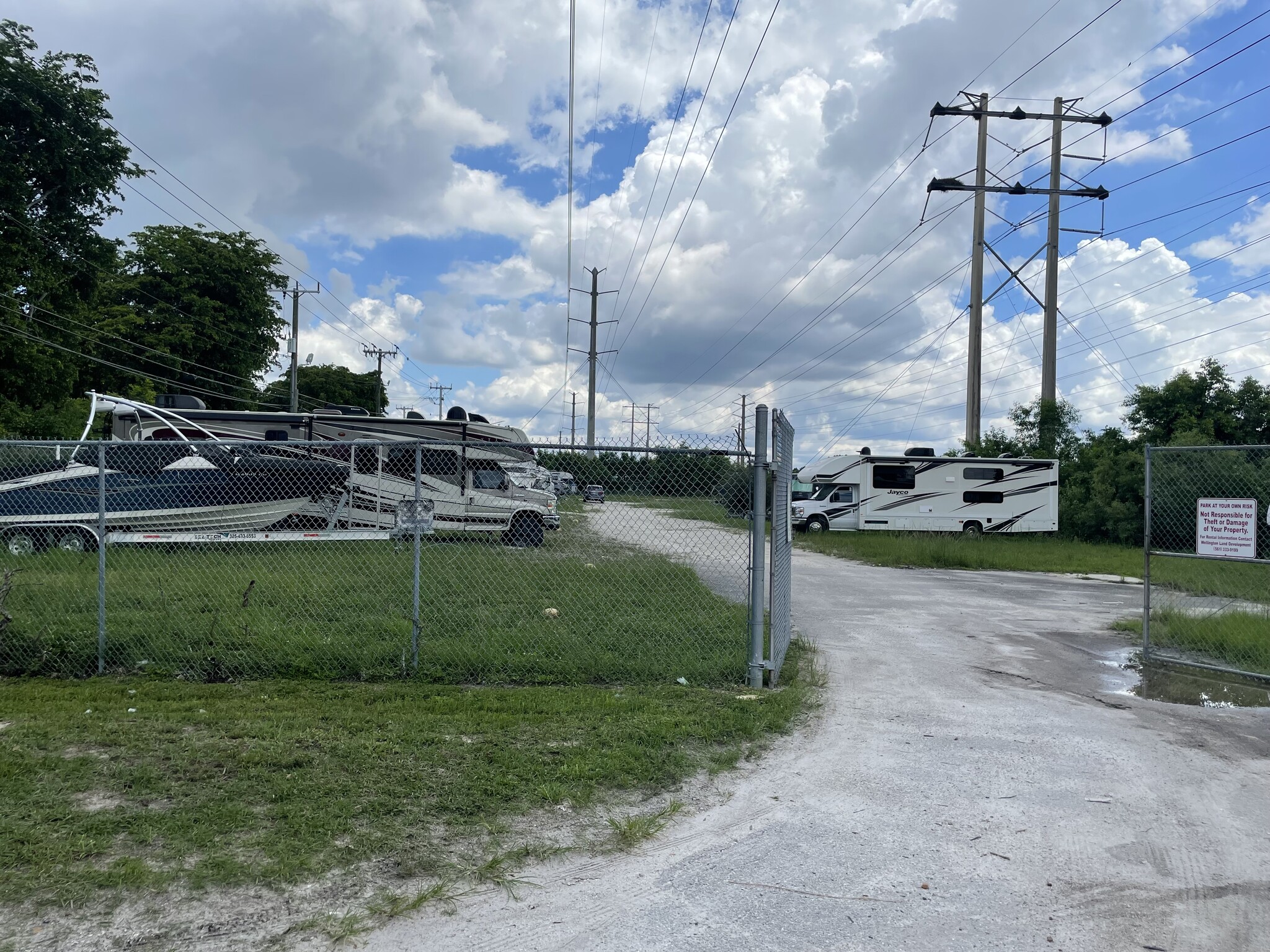 3000 Fairlane Farms Rd, Wellington, FL for lease Primary Photo- Image 1 of 3