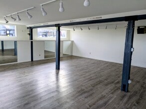 222 N Lincoln St, Port Angeles, WA à louer Photo intérieure- Image 2 de 5