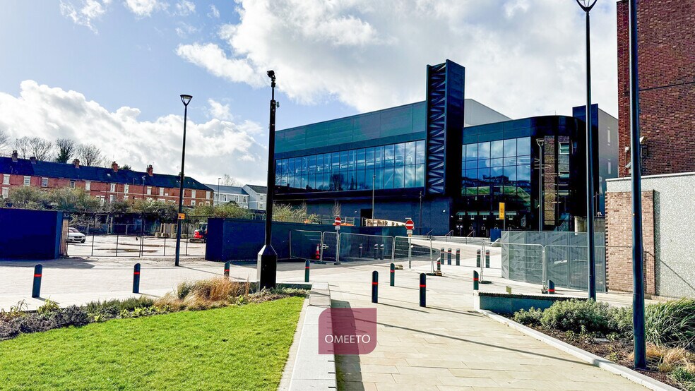 2-4 The Strand, Derby à louer - Photo du bâtiment - Image 2 de 10